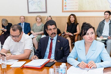 Губернатор и депутаты смогут отправлять мэров в отставку